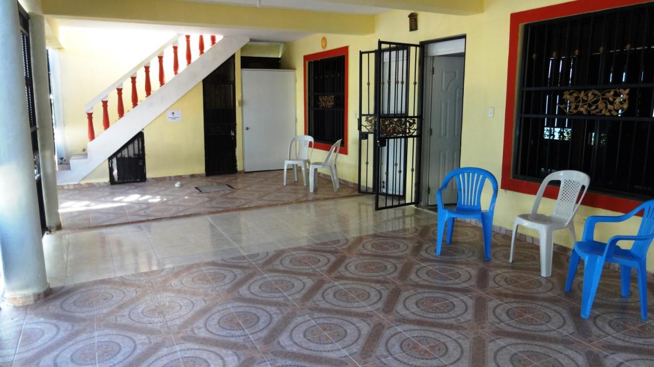 Posada El Sol, Home Near Airport Sdq 博卡奇卡 外观 照片